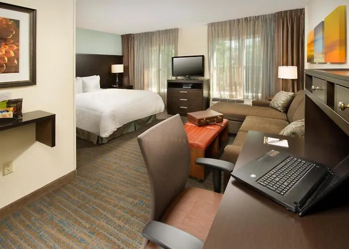 Staybridge Suites Glenview By Ihg