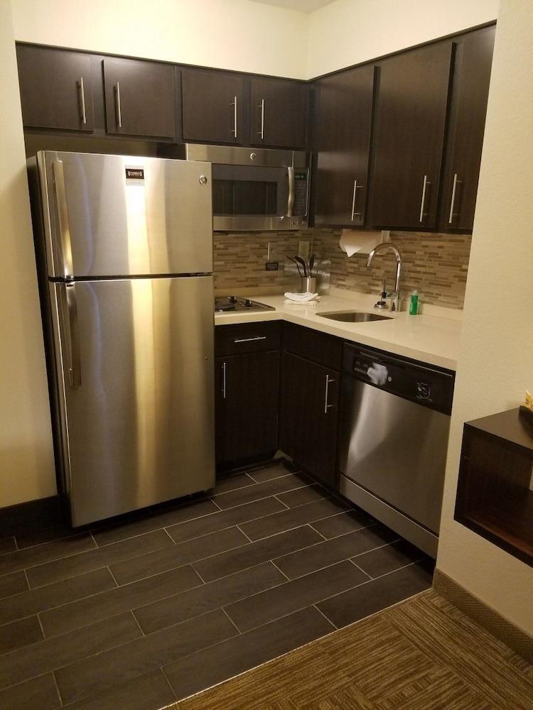 Staybridge By Ihg 3* Glenview