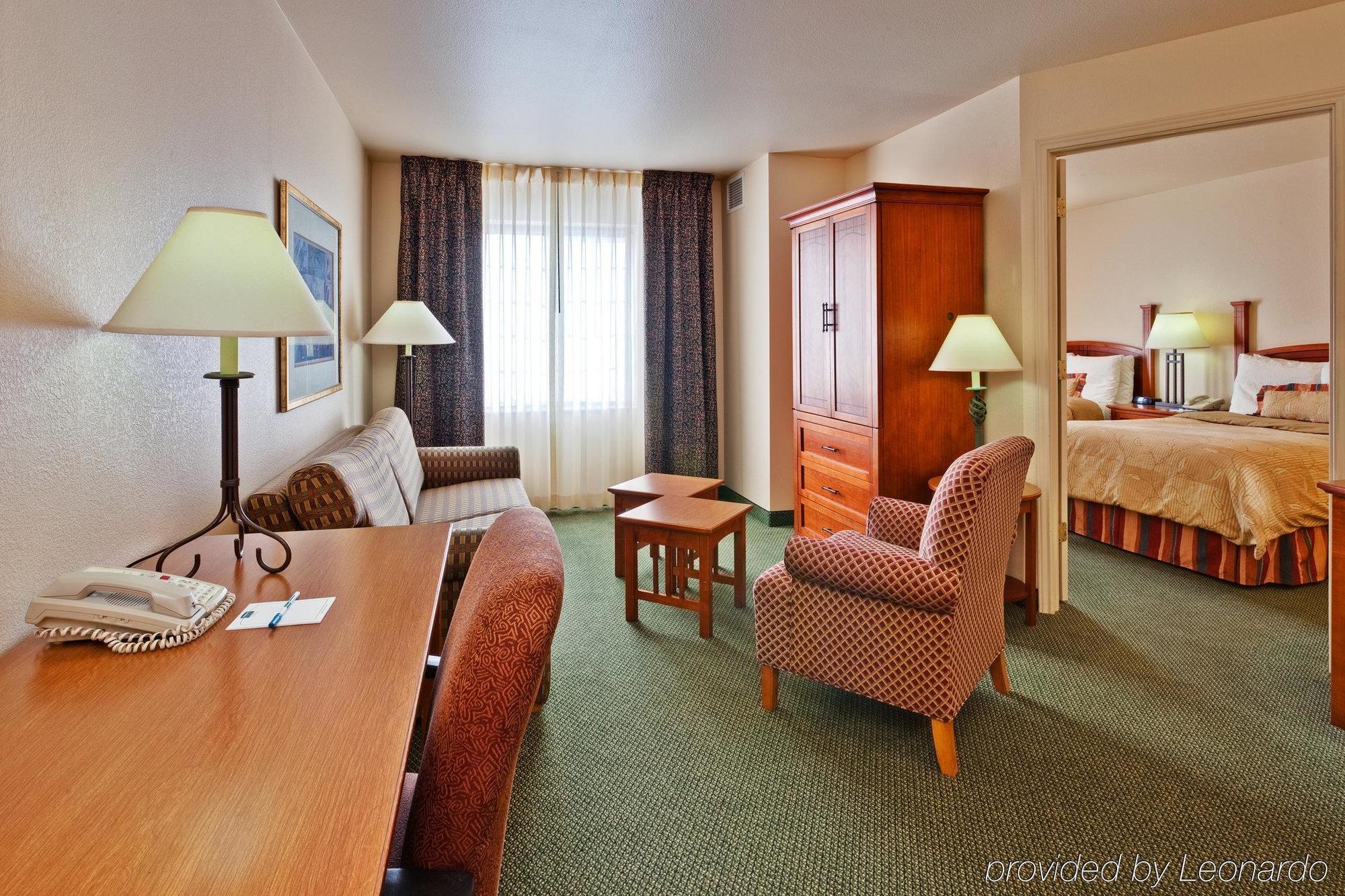 Staybridge By Ihg Glenview