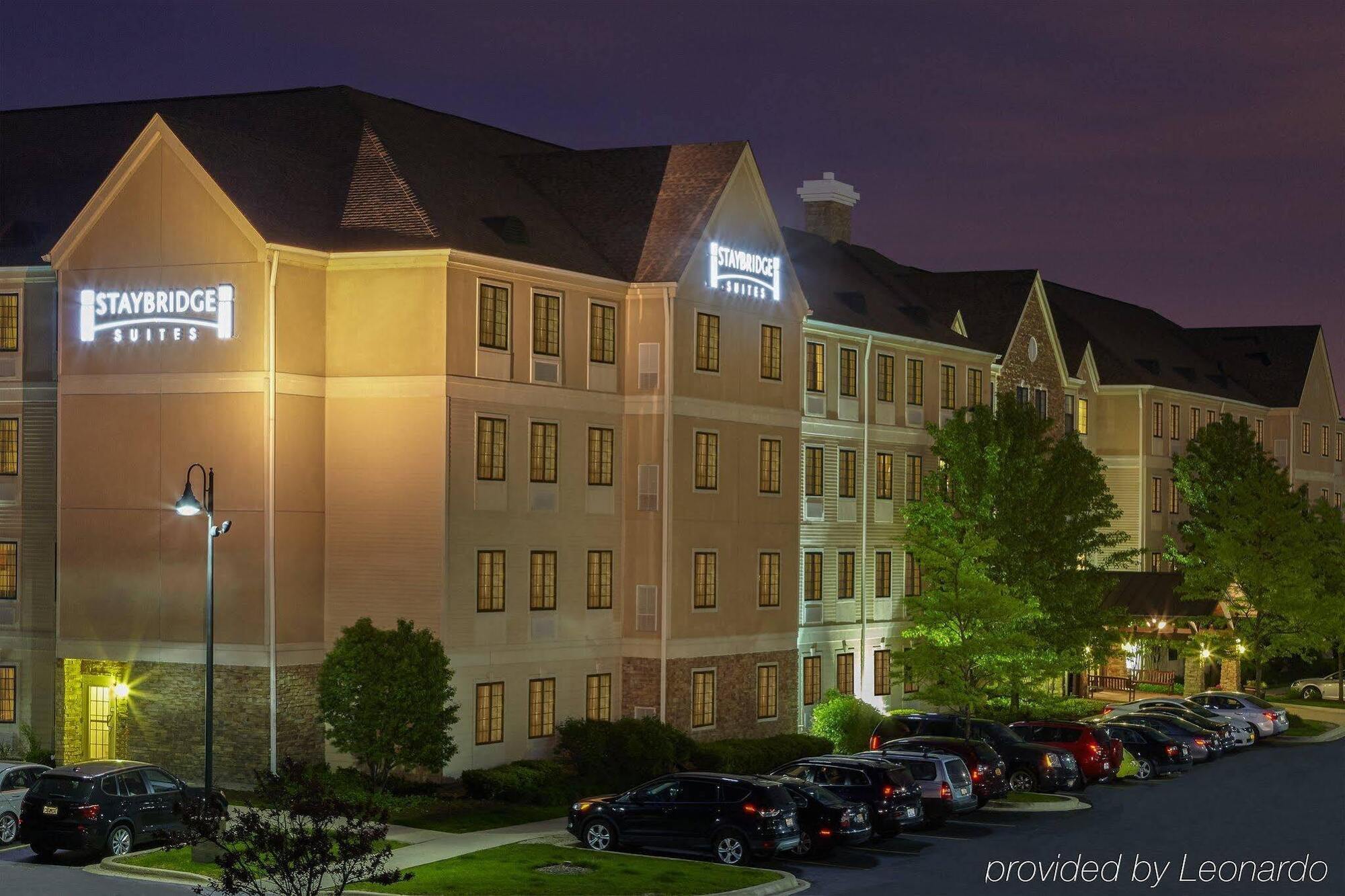 Staybridge By Ihg Hotel 3*