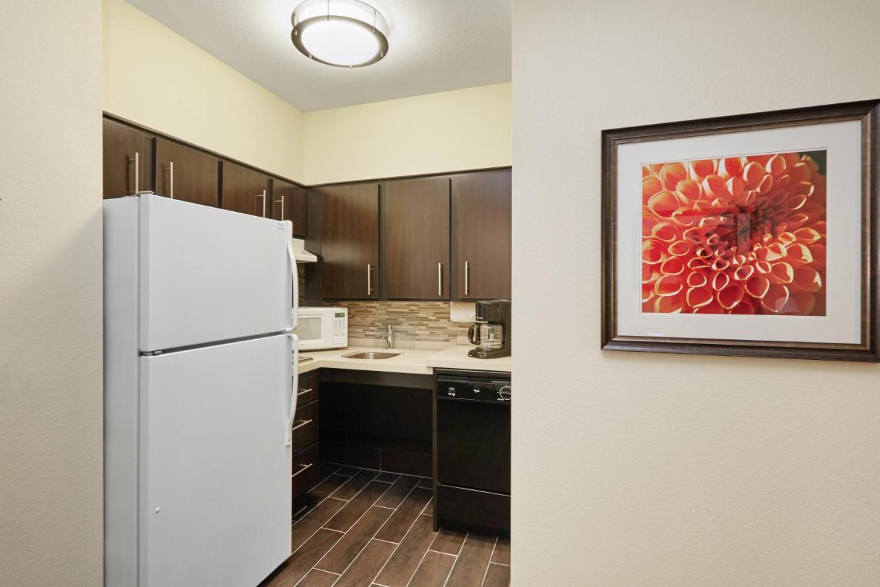Staybridge By Ihg Hotel Glenview